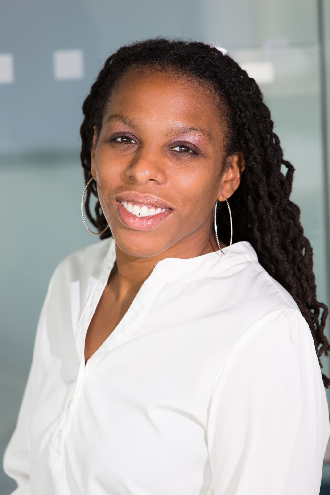 Client rocking fresh locs
